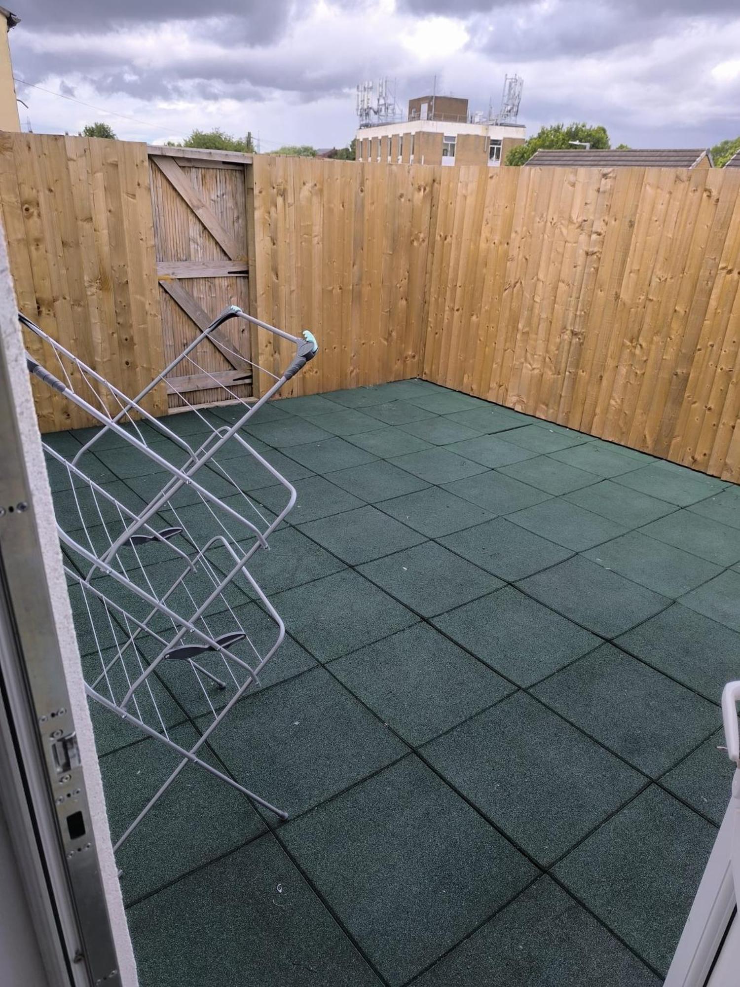 Spacious Full Home - Perfect For Families & Groups Oldbury  Exterior foto